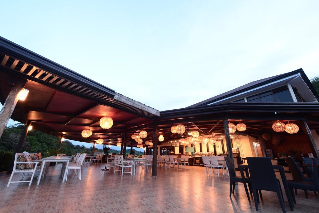 Tugawe Cove Resort Colongcocon Exterior foto